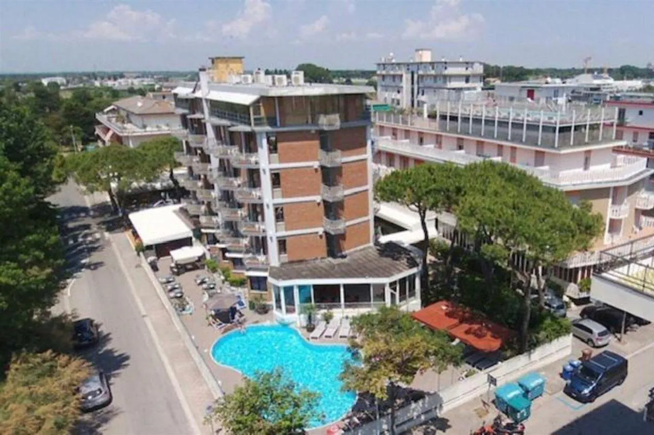 Hotel La Siesta Lido di Jesolo 3*,