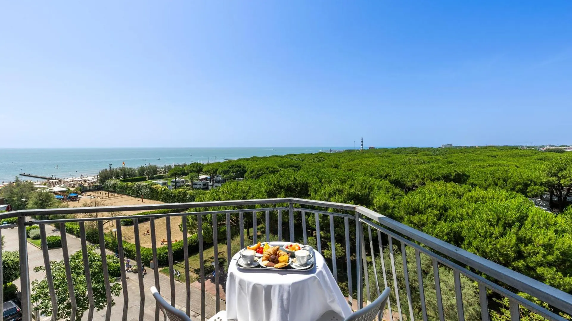 ***  Hotel La Siesta Lido di Jesolo Italy