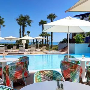 5* Szálloda Almar &